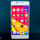 Illustration for article titled Vivo Air Hands On: A Crazy Thin, Crazy Light, Crazy Cheap Smartphone